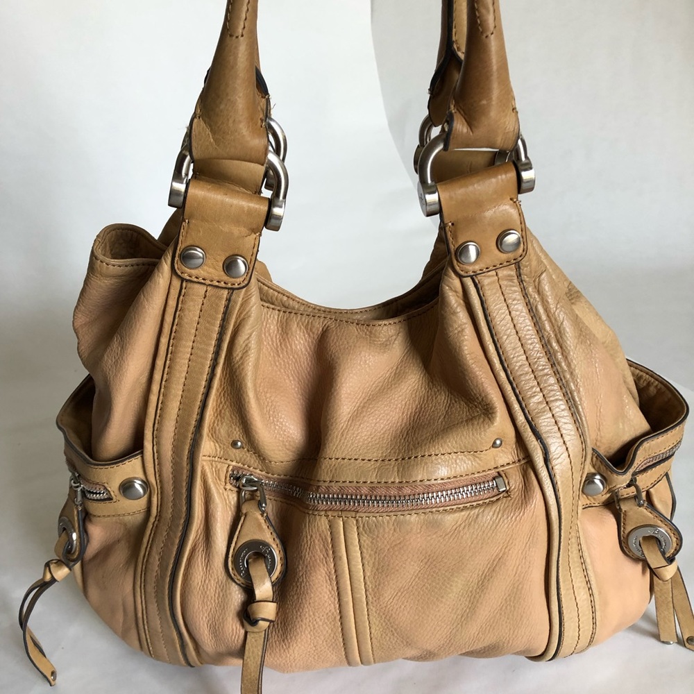 B.Makowsky tan genuine leather shocker bag